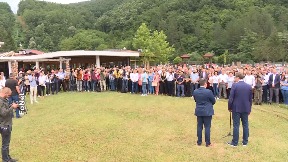 Držite me za reč!