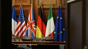 Vratiti zemlju Dečanima