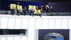 Kurdi prekinuli sednicu