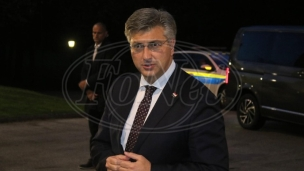 Vučić i Plenkoviću o jeziku