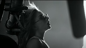 Ledi Gaga otpevala numeru za "Top gan"