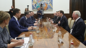 Vučić sa senatorima