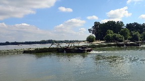 Rasklopljen pontonski most