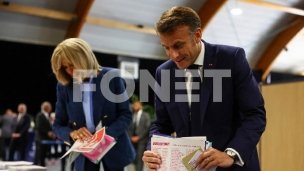 Makron: Neću podneti ostavku
