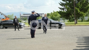 Osuda pretnji Vučiću