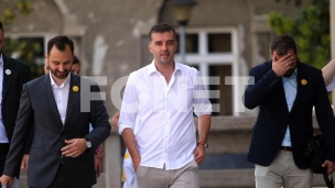 Ulica ako ne rade institucije