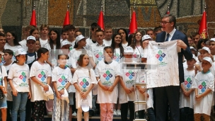 Deca da šire istinu o Srbiji