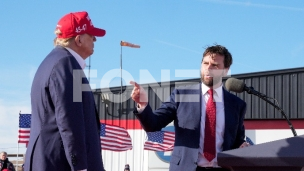 Trampov izbor JD Vens iz Ohaja 