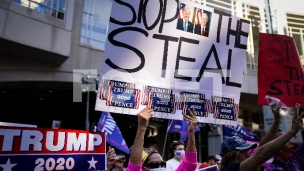 Protesti i žurke uoči debate