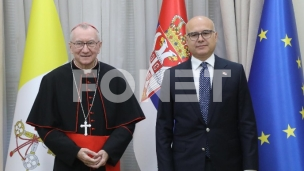 Sa Parolinom o Kosovu