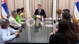 Đurić sa porodicama talaca