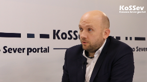 Statut jer usluga Kosovu