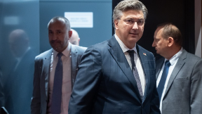 Penzionerima do Božića 80 evra