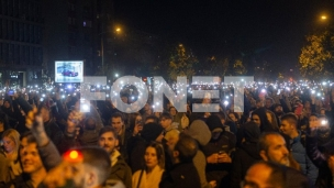 Obustaviti političke procese