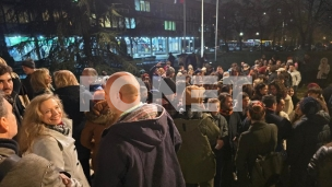 Studenti žele na sednicu