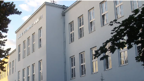 Studenti pisali komori