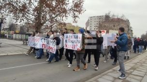 Maturanti podržali studente