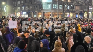 Protest glumaca  dva pozorišta 