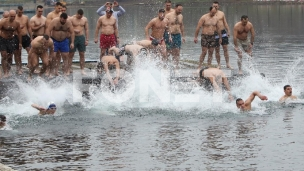 Bogojavljansko plivanje 