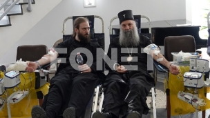 Patrijarh Porfirije dao krv