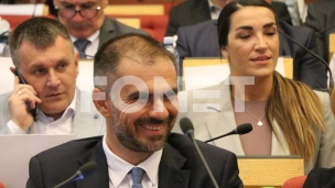 Pretnja demokratiji i pravima 