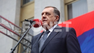 Potpisaću sve zakone 