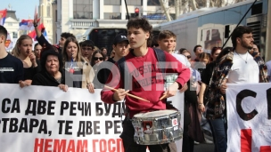 Studenti pešače ka Beogradu