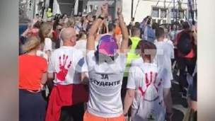 Ne može sve na naša pleća 