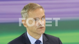 Stefanović :Premijer laže