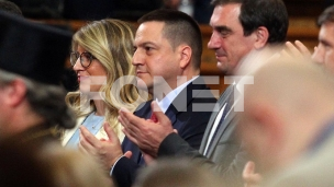 Oročena vlada da spremi izbore