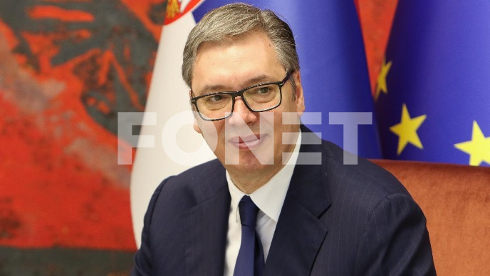 Vučić: Ne ugrožavajte mir