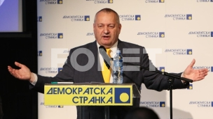 Bez opozicije u parlamentu