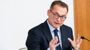 Recesija i u 2025.