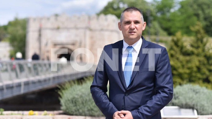 Pitanja za sutrašnju sednicu