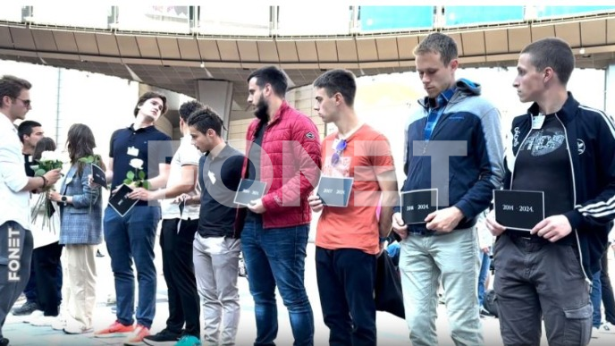 Odata počast ispred EP