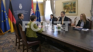 Vera u agendu kancelara Merca 