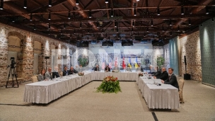Počeo susret Rusije i Ukrajine