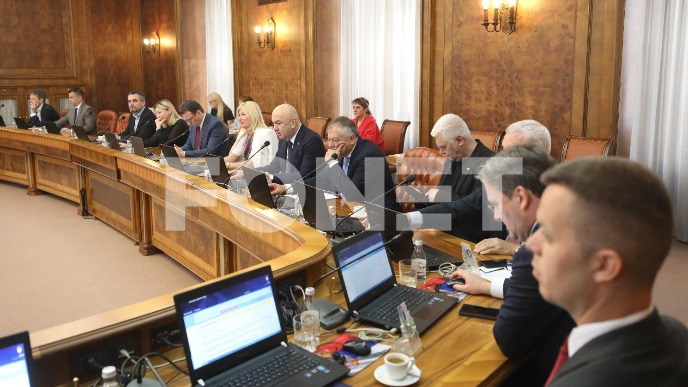 Zakon u proceduri zbog REM
