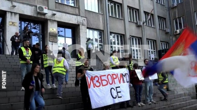 Studenti: Lome se istina i laž