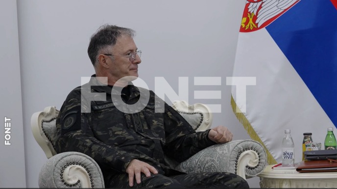Vučić na Savetu o non pejperu