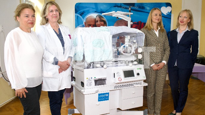 Novi inkubator neonatologiji