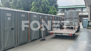 Toaleti  uz biblioteku