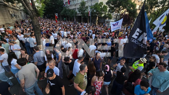 Protest kod Predsedništva 