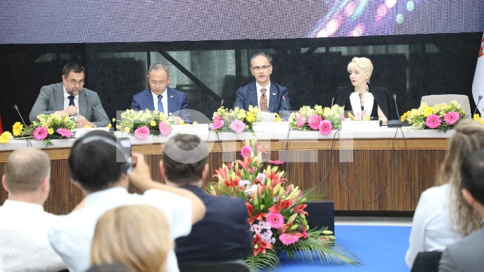 Intenzivno i dinamično s Kinom