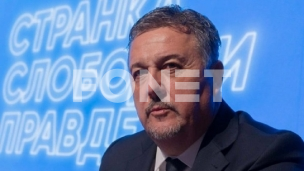 Umesto demokratije autokratija