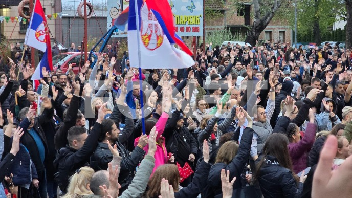 Protest ispred RIK
