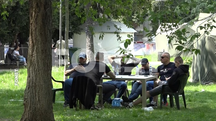 Književno veče u parku