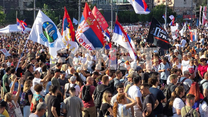 Tišina za 16 žrtava