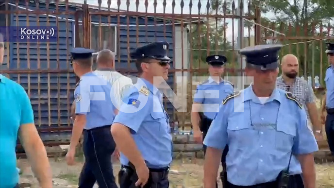 KP: Privedeno 17 osoba