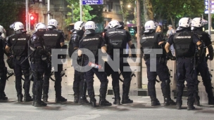 Povređeno 48 policajaca, 77 privedenih